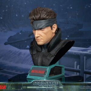 Metal Gear Solid (Solid Snake Life-Size Bust) RESIN Statue